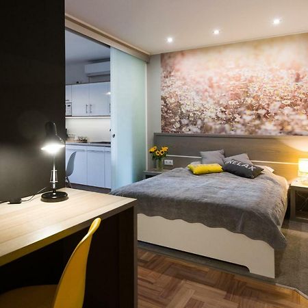 Sunflower Apartment Krakow Ngoại thất bức ảnh