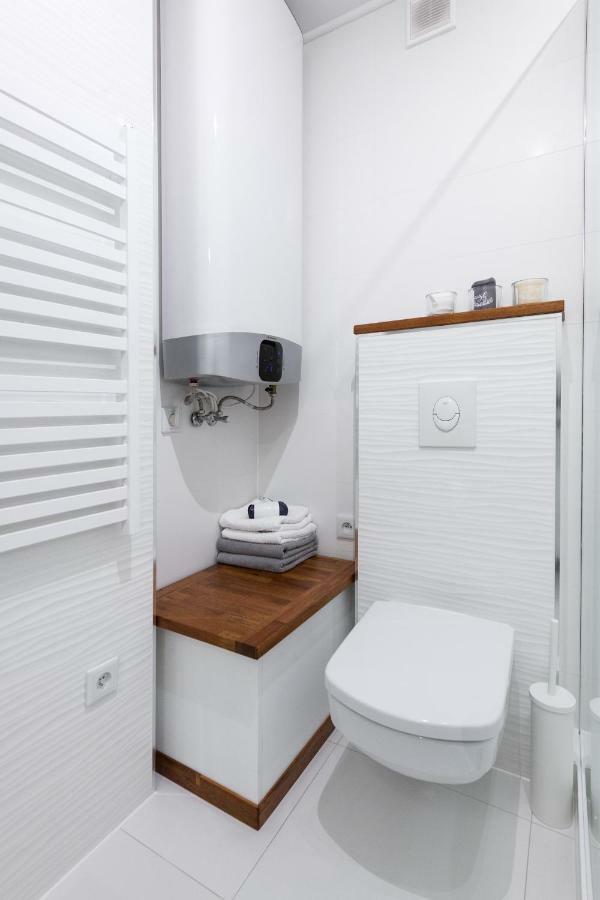 Sunflower Apartment Krakow Ngoại thất bức ảnh